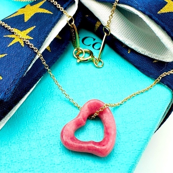 Tiffany & Co. 18K Rose Gold Pink Rhodonite Open Heart Charm Necklace w Packaging - Picture 4 of 10